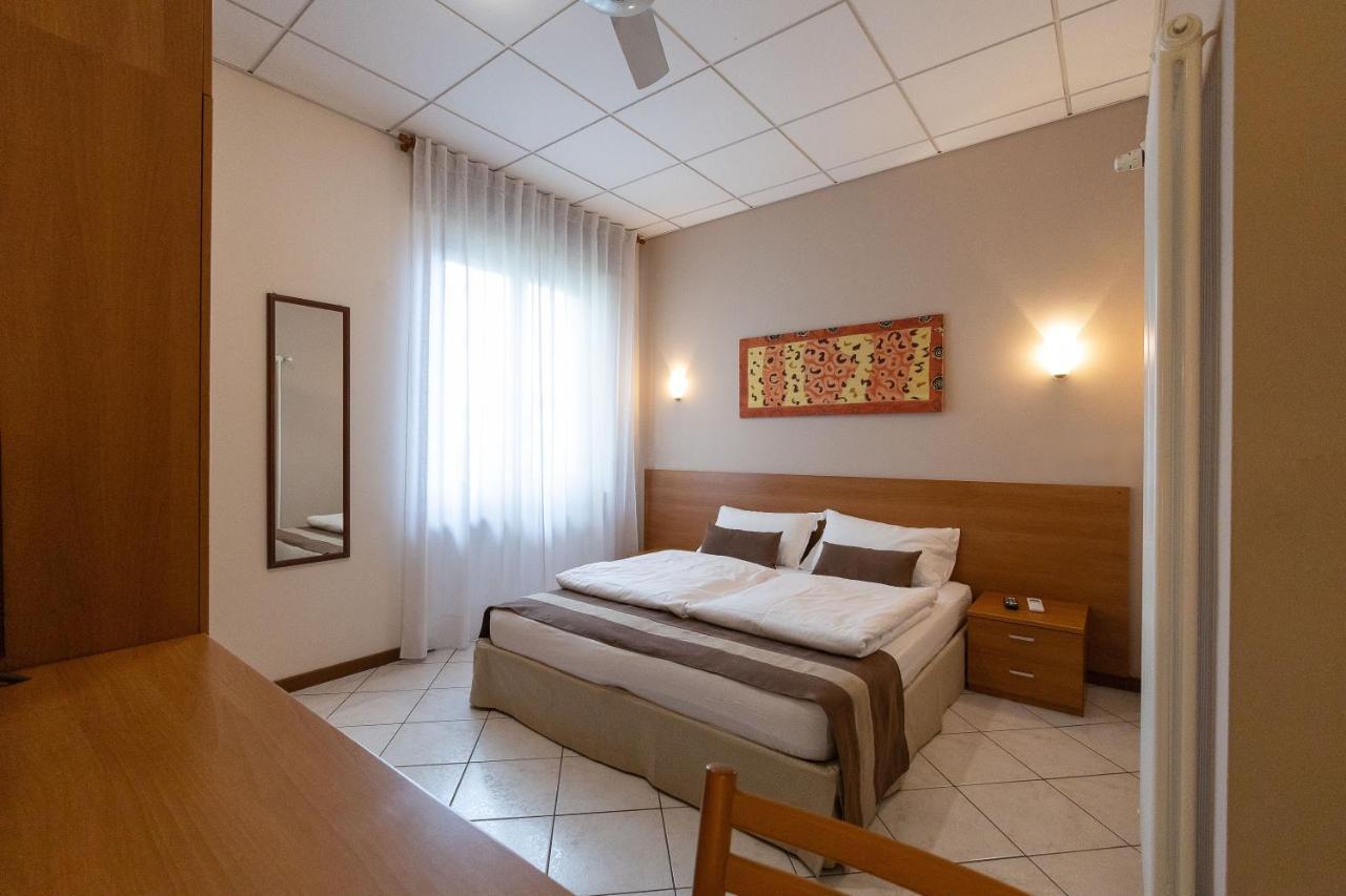 La Mimosa Lazise Hotel Exterior photo
